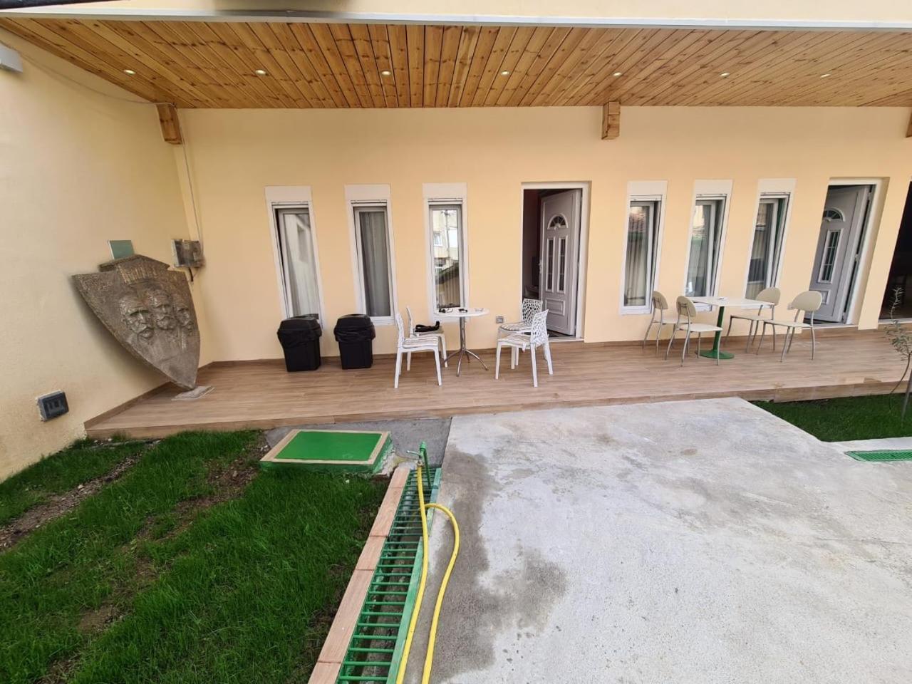 Tirana Center Apartaments Zewnętrze zdjęcie